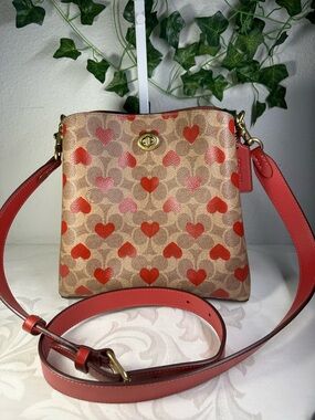 Coach Heart Willow Bucket Bag in Signature Canvas with Style #C8389